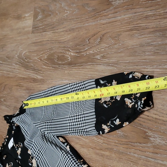 (S) Calvin Klein Floral Sheer Overlay Houndstooth Statement Sleeve Blouse Ruffle - Picture 5 of 9